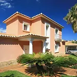 Villa Cuatro Soles By Family Homes